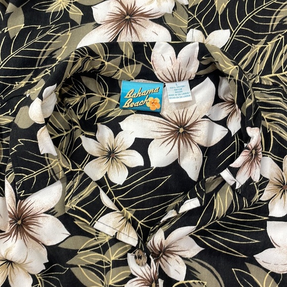 Bahama Beach long sleeveless dress, button front, v-neck, waist ties in the back - Picture 11 of 12